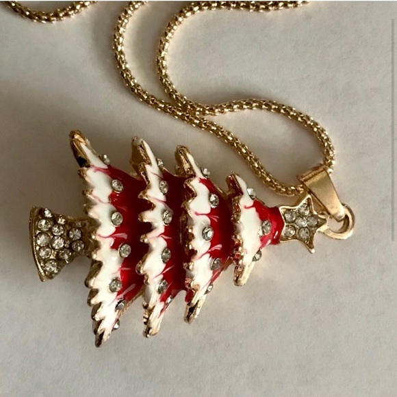 Betsy Johnson red Christmas tree wow - Picture 4 of 8